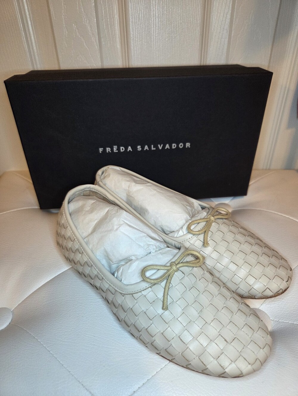 Freda Salvador Roman Round Toe Ballet Flat 5.5